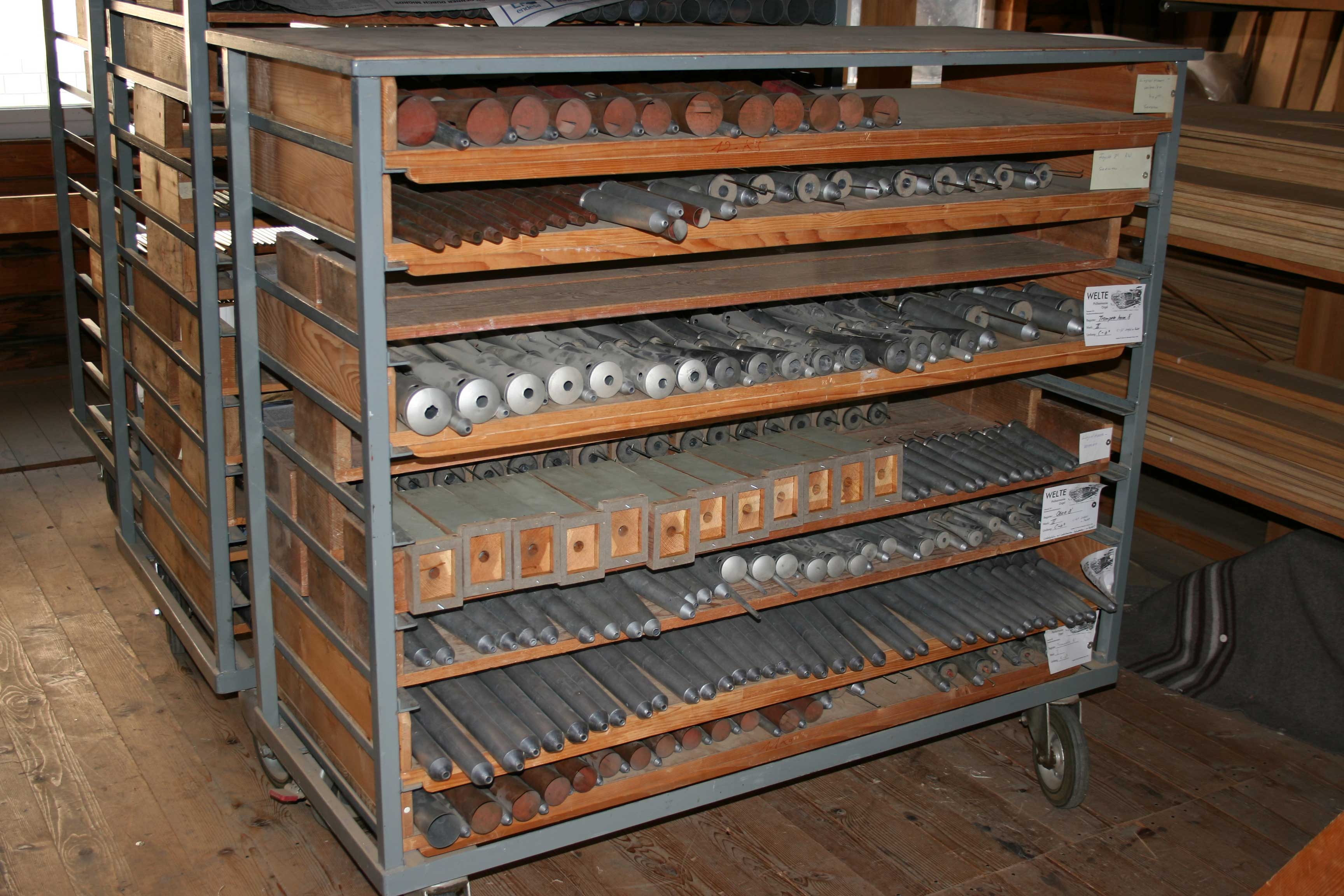 Storing the organ pipes