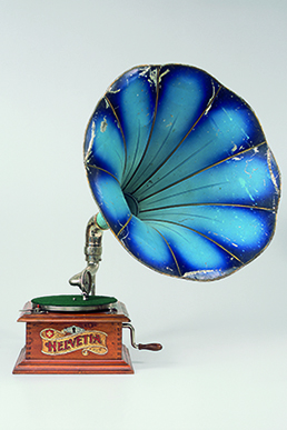 Helvetia horn gramophone
