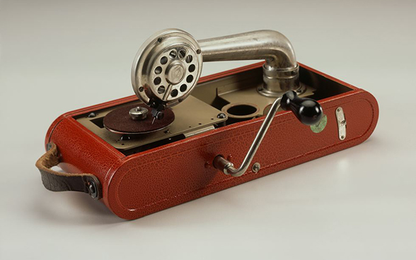 “Excelda” gramophone