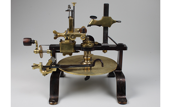 Gear milling machine